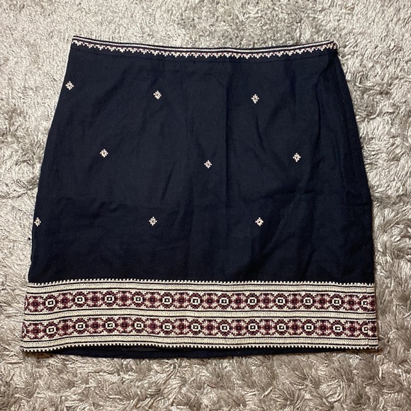 ❌SOLD❌Madewell Black Embroidered Gamine Skirt Size 0 - Picture 2 of 4